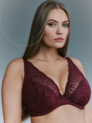 Prima donna salerno plunge 320x427